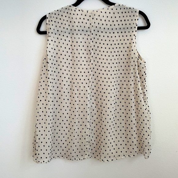 Max Studio Ivory black polka dot patterned sleeveless blouse S - Picture 6 of 6